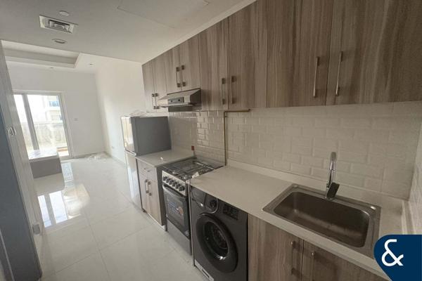 Vacant | Open View | Spacious Layout